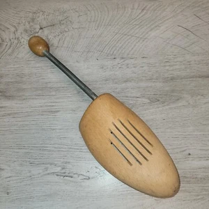 Shoe Tree Stretcher Wood Size 10-11 Right Shoe Only Made In Germany - Picture 1 of 6