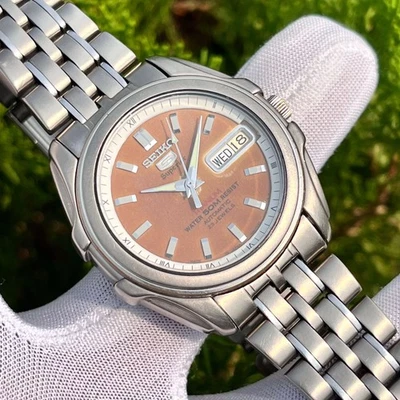 Reloj Hombre Vintage Seiko 5 Superior Automático SKZ083 Luminoso Titanio Japón 7S36-0140 Foto 1 de 4