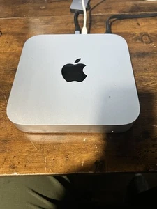Apple Mac mini (256GB SSD, M1, 8GB) Silber - MGNR3LL/A (November, 2020) - Bild 1 von 4