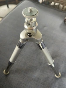Tripod Mini-D - Picture 1 of 4