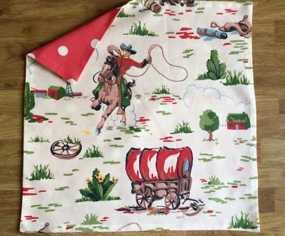 "Funda de cojín de 14"" hecha con tela roja clara y vaquera Cath Kidston nueva" Foto 1 de 4