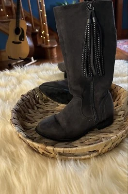 Steve Madden girls boots with zipper and tassels!  Leopard Lining Inside! 🐆 - Image 1 of 4