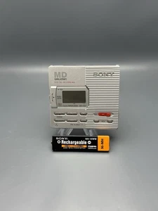 Sony MZ-R90 MiniDisc Recorder – Silber - Bild 1 von 11