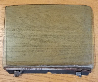 Стекло и створка окна пассажирская передняя дверь 1953-54 Pontiac Chieftain Chevrolet - Изображение 1 из 4