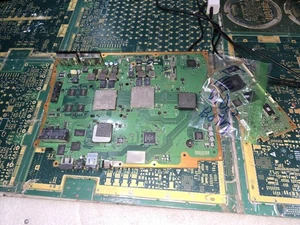 Sony PS3 CECH-E01 SOLO DONANTE DEFECTUOSO ^COK-002^ *-21* MB-sin video AMBAS PIEZAS - Imagen 1 de 20