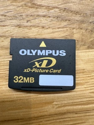 Genuine Olympus 32 mb xD Picture Card Memory Card for Olympus FujiFilm Cameras - Image 1 of 2