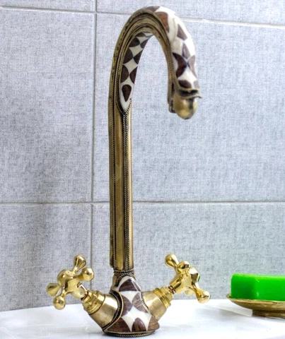 Unlacquered Brass And Resin Gooseneck Faucet , Hot and Cold Brass Faucet Cover