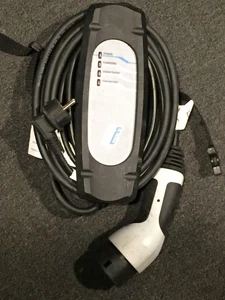BMW i3 i8 F15 F30 F45 G11 G30 Ladegerät Charger Standardladekabel Ladekabel - Bild 1 von 3