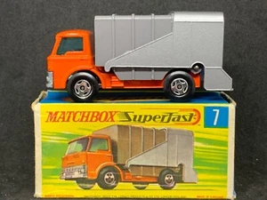 Matchbox Superfast MB7-A3 Ford Refuse Truck (Thin Wheels) in type G box - Picture 1 of 6