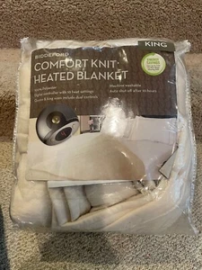 BIDDEFORD COMFORT KNIT HEATED BLANKET  100" x 90" DUAL CONTROLLERS - NATURAL - Picture 1 of 2
