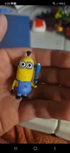 Thinkway Despicable Me Minion Kevin Cake Topper Action Figure - Picture 1 of 1