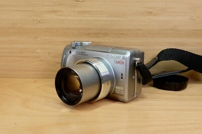 Olympus Camedia C-765 Ultra Zoom 4 MP Digital Camera, 10x optical Zoom - Image 1 of 4