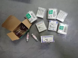 NUOVO Assortimento di Fusibili Vari (vedi descrizione per elenco dettagliato) - Foto 1 di 1