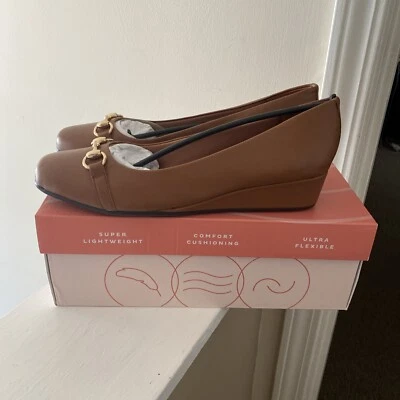Easy Spirit Guliana Medium Brown Leather Comfort Wedge Pump Woman’s Size 10M - Image 1 of 4
