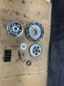 2011 HONDA CBR600RR ABS COMPLETE CLUTCH W PLATES BASKET HUB 22100-MFJ-D00 - Picture 1 of 8