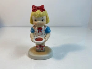 Campbell Soup Kid Girl Collectible Figurine 1993 4" Vintage - Picture 1 of 3