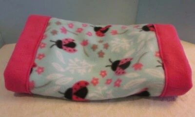 HECHO A MANO Conejillo de Indias Túnel Cama Pequeños Animales Mascotas ESCONDITE SACO DE DORMIR ABIERTO DAMA Foto 1 de 4