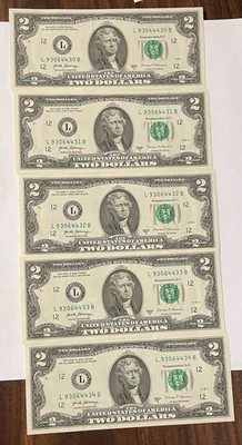Five Consecutive Uncirculated $2 Bills From 2017 A Series 93064430-93064434 - Image 1 of 2