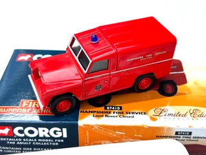 Corgi 207410 Hampshire Fire Service Support Landrover - Picture 1 of 14