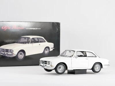 Auto art 1/18 Alfa Romeo 1750 Gtv Bianco LH Drive - Immagine 1 di 4