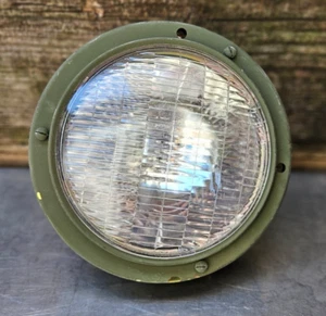 FMTV LMTV CUBO DE FARO VERDE CON BOMBILLA 12422867, 6220-01-502-1852 - Imagen 1 de 4