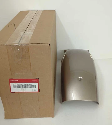 Nuevo guardabarros delantero OEM Honda 1988-2000 Goldwing 1500 dorado YR149M 61106-MN5-000ZC Foto 1 de 4