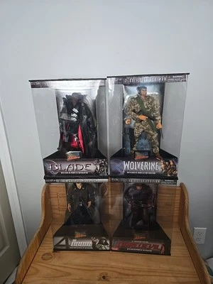 RARO 2002 Toy Biz Marvel Studios 12" Figura Lote de 4 (NUEVO) Hoja +3 Foto 1 de 4