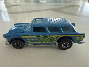 Hot Wheels Redline Vintage 1974 Alive 55 Blu Chiaro Cappuccio Apertura Colori Volanti - Foto 1 di 10