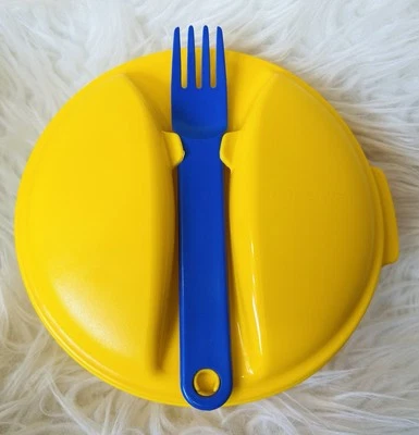 Tupperware Salat Snack & to Go 600 mL gelb mit Gabel Brotzeitbox Salatdose NEU - Bild 1 von 4