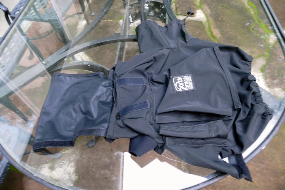 Porta Brace Rain Slicker para Videocámaras Cubierta Impermeable Foto 1 de 4