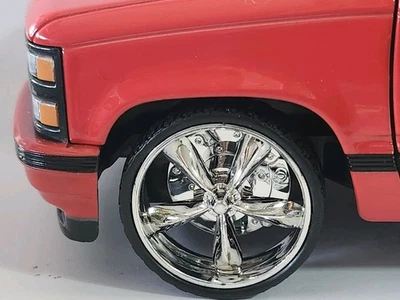 MAISTO 1/25 SCALE CUSTOM WHEELS WITH AXLES FOR 1993 CHEVY 445 SS - Image 1 of 4