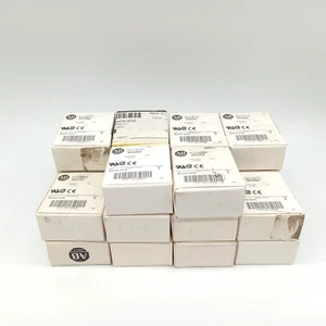 Lote de 22 bloques de contacto Allen-Bradley 800M-XD2 - Imagen 1 de 3