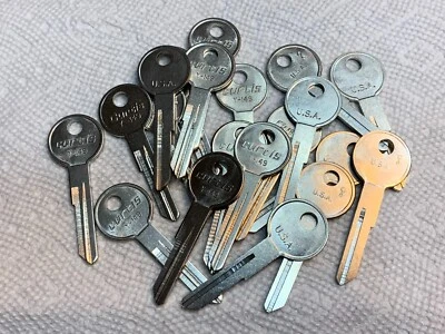 NEW NOS 20pc Curtis Key Blanks Y149 MOPAR Chrysler Dodge Plymouth Door Trunk - Image 1 of 2