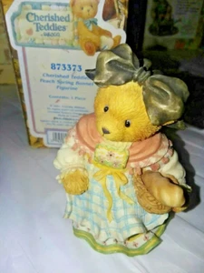 Enesco Cherished Teddies #873373 Peach Spring Bonnet Figurine 2001 IOB DV27 VTG - Picture 1 of 5