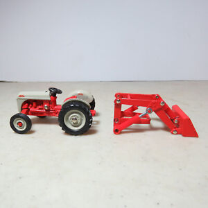 Ertl Ford 8N Tractor Vintage Vehicle Made USA 1/43 FD-2512-1HEOR-G