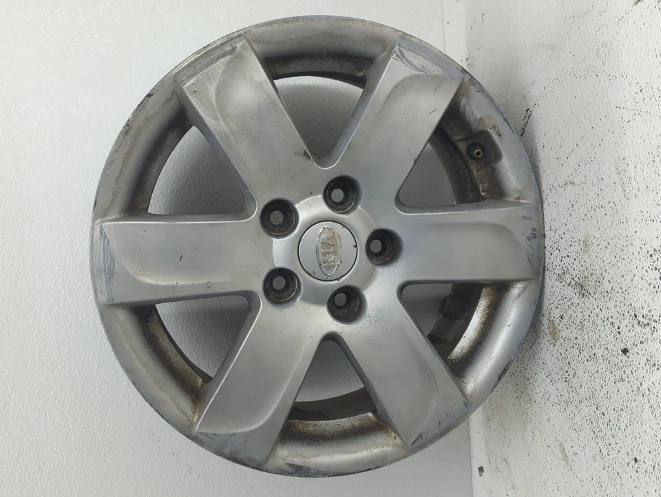 Llanta Kia Rondo 2007-2011 OEM TQFJN Foto 1 de 4