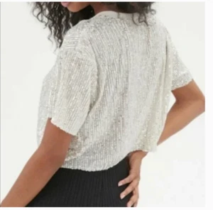 ⭐️ Camiseta recortada de lentejuelas UO West fiesta elegante camiseta hipster boho vaca blusa de cadera - Imagen 1 de 5
