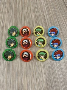Beyblade 12 plastic cupcake rings kids - birthday decorations - Picture 1 of 3