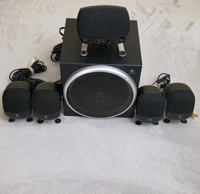 Logitech Z-640 Dolby 5.1 Surround Sound System Lautsprecher Subwoofer PC Videospiel - Bild 1 von 4