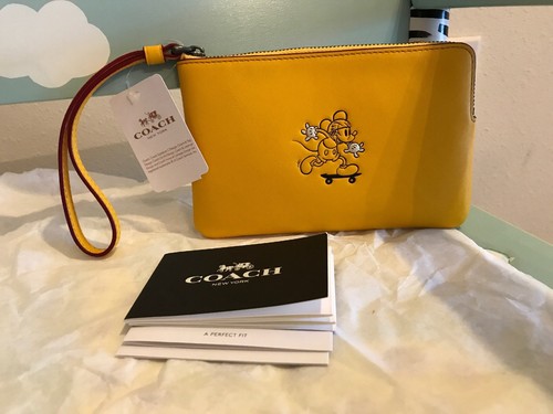 NUOVO COACH EDIZIONE LIMITATA TOPOLINO GIALLO BANANA BRACCIALETTO F59528