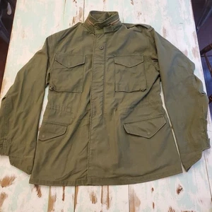 Giacca da campo vintage anni 80 US Military M65 OG-107 cappotto freddo uomo medio lungo - Foto 1 di 17