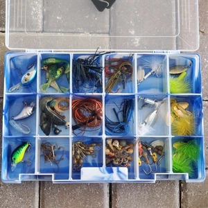 Ozark Trail Outdoor Equipment Fishing Lures Bait Supplies Hooks,Grubs,Shad - Picture 1 of 8