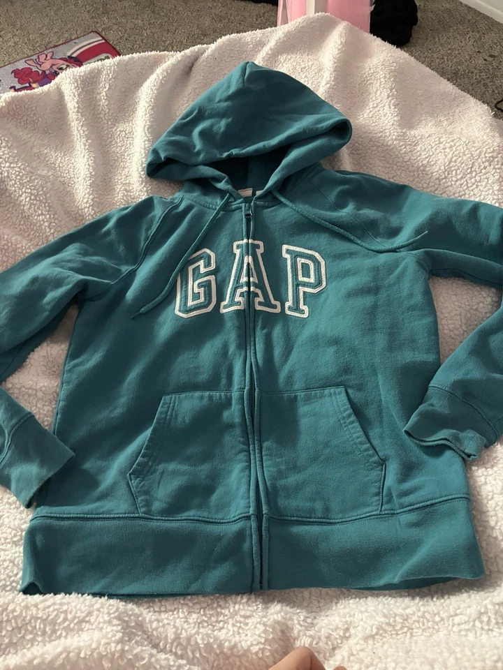 Teal Gap Zip Up Hoodie Fits A Women’s Small (Kids Large) Pre-Owned Great Shape - Image 1 of 3