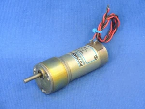Motorreductor Pittman Lo-Cog GM8724S010 DC relación 6,3:1, 24 VCC - Imagen 1 de 4