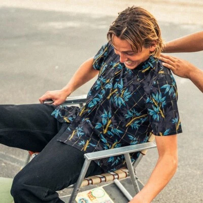 Volcom Bamboozeled Floral Short-Sleeve Button Up Woven Shirt Black L NEW NWT - Image 1 of 4