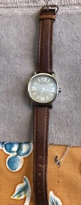 VTG Perry Ellis Womens Watch Champagne Dial~2nds Hand~New Battery - Unique Shape - Picture 1 of 3