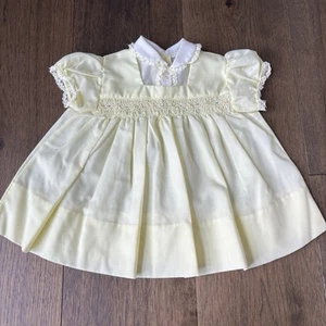 Vintage 80er/90er Baby Mädchen gelb gesmokt, Kragen Vollkreis Kleid, Größe 9m - Bild 1 von 8