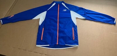 Chaqueta para correr New Balance Boylston cobalto para hombre talla mediana azul/naranja Foto 1 de 4