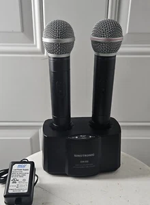 Singtronic CH-02 Micrófono Inalámbrico (X2) Soporte de Mesa Recargable (Probado) - Imagen 1 de 4