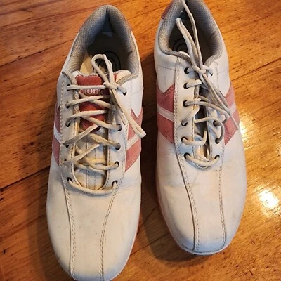 Zapatos de golf Etonic para damas y mujeres talla 10 M de cuero suave hecho por el hombre rosa blanco Foto 1 de 4